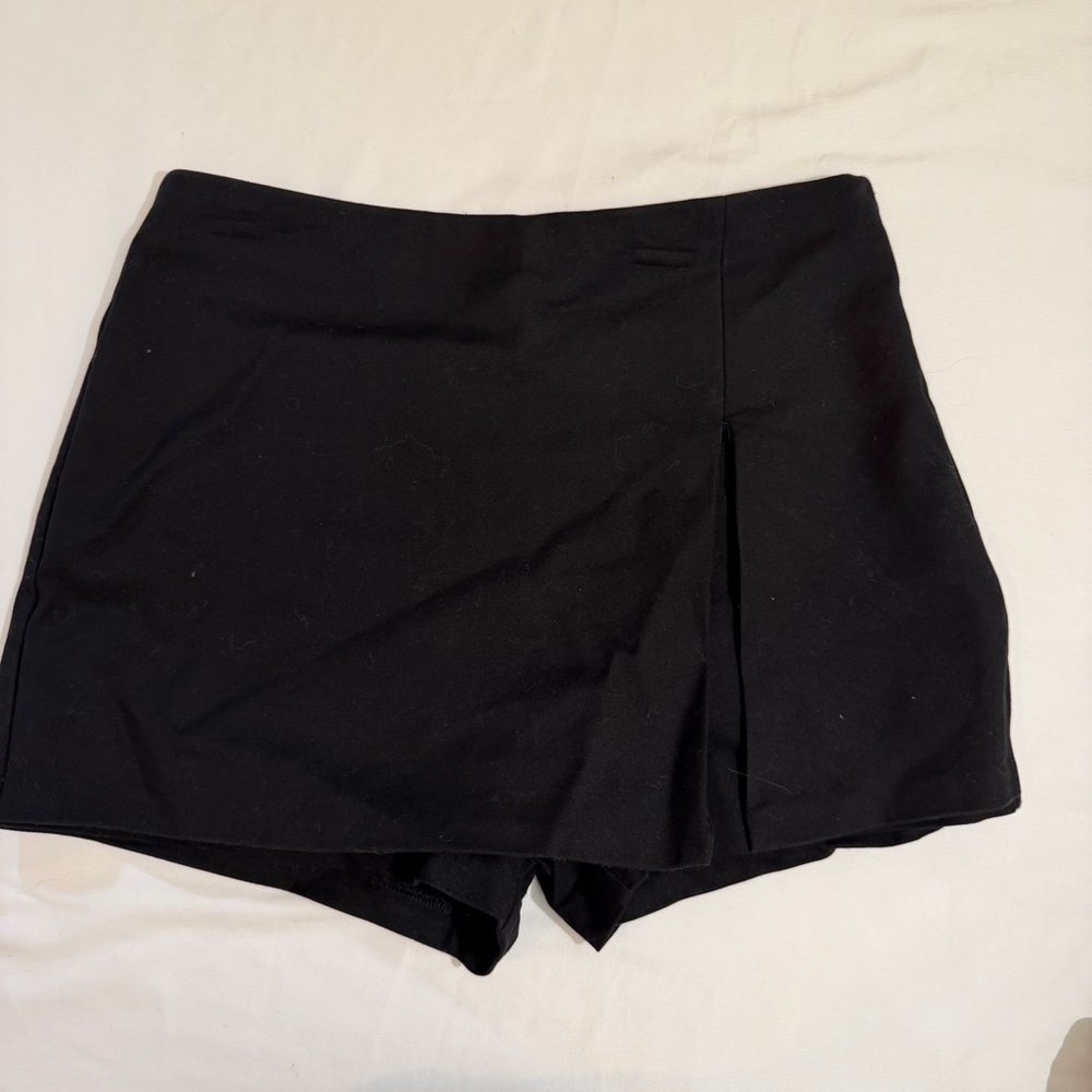 English Factory Slit Detail Women’s Skort